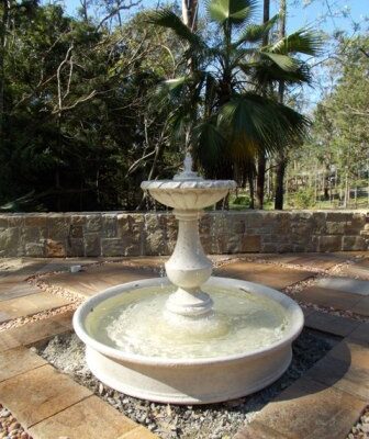 Classic_Fountain_and_Pond_web